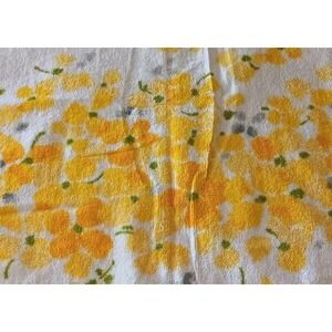 New Vintage Set Halston for Fieldcrest Bath Towels Yellow Flower Watercolor Towe